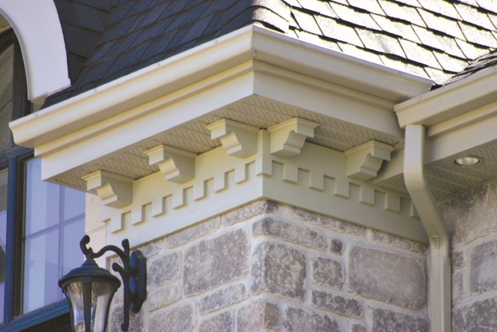 Supports et blocs dentelés